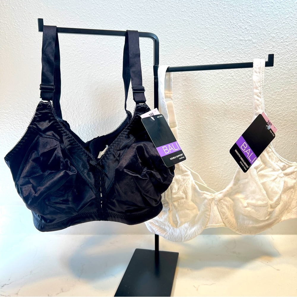 Pair of Bali NWT Double Support & Smooth Indulgence Stretch Lace Bras in 38D